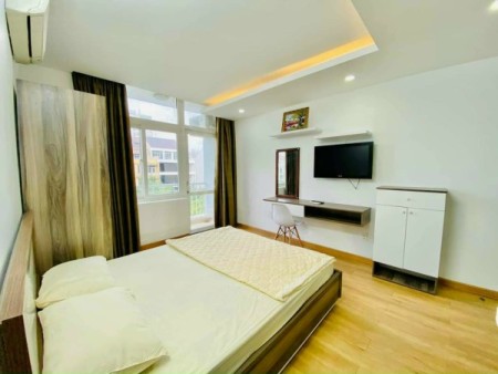 THÁNG 9 TRỐNG PHÒNG BAN CÔNG FULL NỘI THẤT GẦN LOTTE QUẬN 7, 35m2