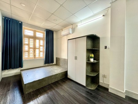 Cho Thuê Căn Cửa Sổ Cực Thoáng P4 Tân Bình Ngay Lăng Cha Cả, 35m2