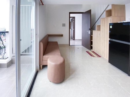 TRỐNG SẴN DUPLEX BAN CÔNG FULL NỘI THẤT TẠI Q7, 40m2