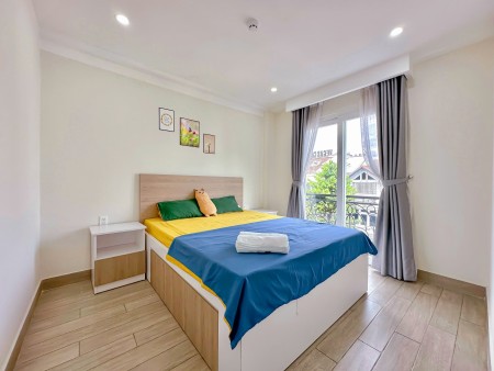 TRỐNG LẠI CĂN HỘ DỊCH VỤ BAN CÔNG 1 PHÒNG NGỦ THÓANG MÁT - GẦN ĐH TÔN ĐỨC THẮNG - QUẬN 7, 35m2