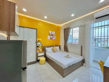 PHÒNG STUDIO ĐẦY ĐỦ NỘI THẤT QUẬN 7 Đầy đủ tiện nghi, cửa sổ lớn gần ĐH TDT, ĐH RMIT, 25m2