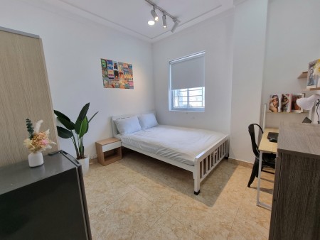 CHO THUÊ PHÒNG CỬA SỔ TRỜI FULL NỘI THẤT NGAY CHỢ TÂN QUY Q7, 25m2