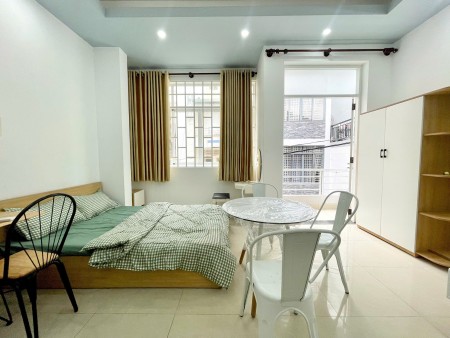 CHO THUÊ CĂN STUDIO Q10 BAN CÔNG, MÁY GIẶT RIÊNG, 35m2