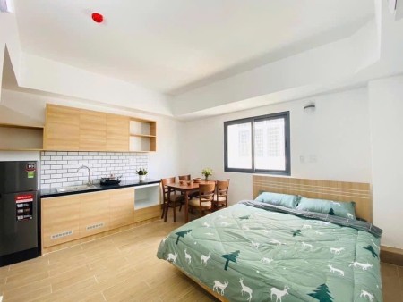 PHÒNG STUDIO QUẬN 7 Đầy đủ tiện nghi, cửa sổ lớn gần ĐH TDT, ĐH RMIT, 25m2