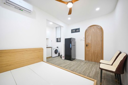 TRỐNG SẴN PHÒNG MÁY GIẶT RIÊNG NGAY LÝ PHỤC MAN Q7, 25m2