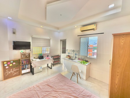 Studio Cửa Sổ lớn full nội thất phòng xinh Q7 gần Trường đại học Tôn Đức Thắng, đh RMIT, TC Market…, 30m2