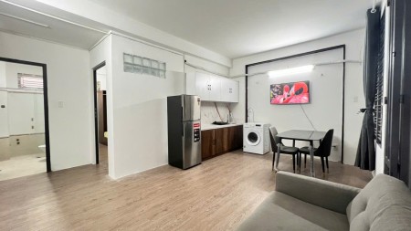 Cho Thuê căn hộ 2 phòng ngủ tách bếp đường Thành Thái quận 10, có ban công rộng, 45m2