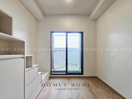 Lý phục Man quận 7 Studio bancong cửa sổ lớn có máy giặt riêng, 40m2