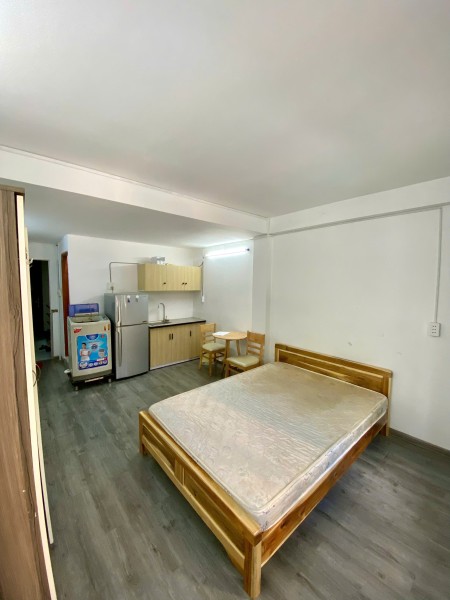  PHÒNG TÂN BÌNH CỬA SỔ RỘNG RÃI GẦN SÂN BAY TÂN SƠN NHẤT, 30m2