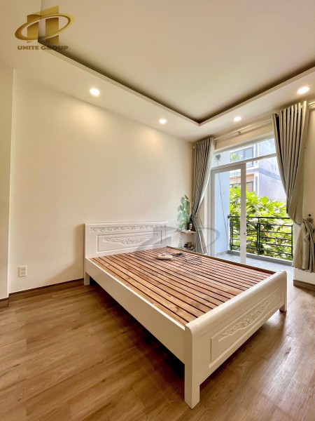 Căn hộ dịch vụ gần với Lotte, Đh TDT, RMIT trong trung tâm quận 7, 30m2