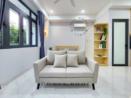 Căn Hộ Studio Ban Công Full Nội Thất Khu Lý Phục Man Quận 7, 35m2