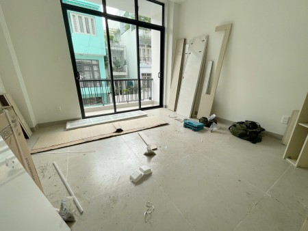 Khai trương dự án mới, cho thuê phòng trọ, đầy đủ nội thất, cửa sổ, ban công, gần đại học Huflit,UEH, 40m2