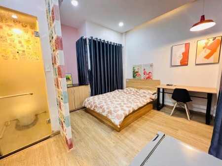 Studio Cửa Sổ Thoáng Cho Thuê Ngay Quận 1 Gần ĐH Y TPHCM , Bùi Viện , Chợ Bến Thành, 30m2
