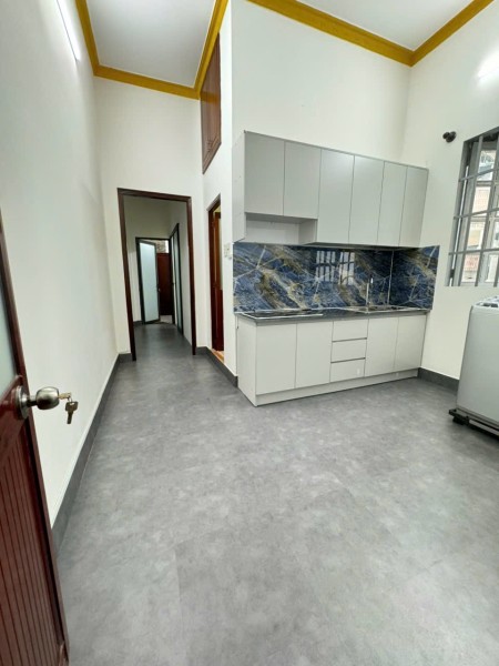 Căn hộ 2PN 50m2 cửa sổ Full NT gần HV Hàng Không, 50m2