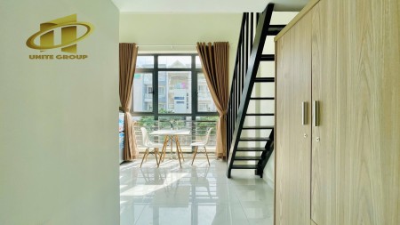 Duplex cửa sổ lớn thoáng mát, gần SECC, Crescent mall, cầu Ánh Sao Q7, 35m2