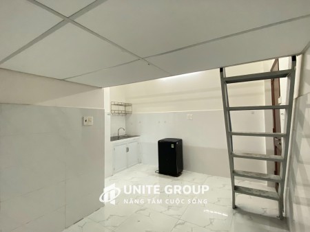Phòng trọ có gác rộng rãi, sạch sẽ trung tâm quận 7 gần lotte, tdtu, 30m2