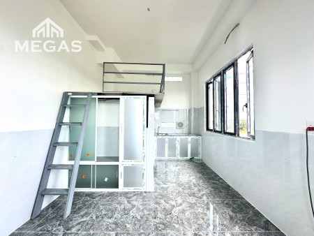 Căn Hộ Ban Công - Máy Lạnh - Ngay Tô Ký - CVPM Quang Trung, 35m2