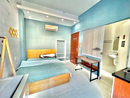 CHO THUÊ PHÒNG FULL NỘI THẤT, BAN CÔNG – NGUYỄN TRÃI, QUẬN 1, 25m2