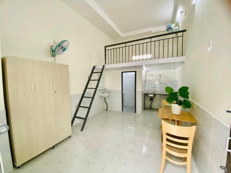 Phòng Gác Cao, Mới Rộng, Trường Chinh, Gần Cầu Tham Lương, 33m2