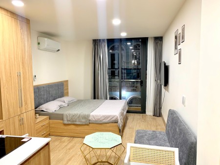 Căn Hộ Ban Công có Máy Giặt Riêng ngay Công viên Hoàng Văn Thụ, 35m2