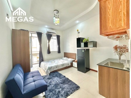 Căn hộ cao cấp Full nội thất, ban công cửa sổ thoáng mát, phòng rộng rãi 30m2, 30m2