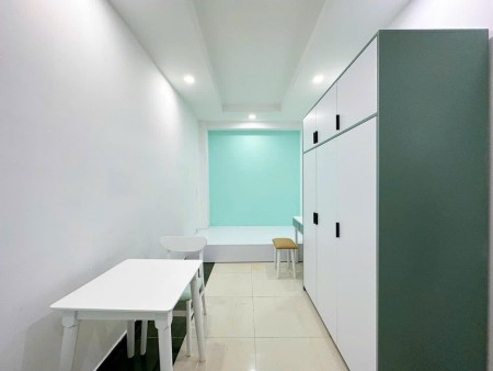 Căn hộ dịch vụ 2PN tại quận 7 gần LotteMart, Trung Sơn, 30m2