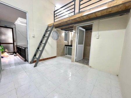 Cho thuê phòng trọ có gác, giáp Phú Nhuận, cọc chỉ từ 2tr, 30m2