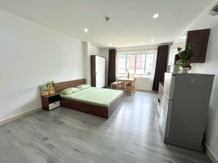 Căn Hộ Studio cửa Sổ Full nội thất Phú Mỹ Hưng- Crescenmall- Phan Khiêm Ích- Bùi Bằng Đoàng, 30m2