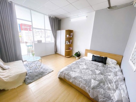 Căn hộ 1PN cho thuê gần Etown Tân Bình, ban công tách bếp chill, 35m2