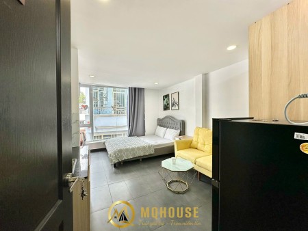 Cho thuê căn hộ Studio Cửa sổ trời Quận 1 gần cầu Nguyễn Văn Cừ, 35m2