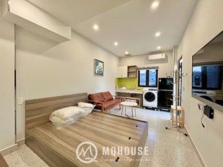 Căn Penthouse Sân Vườn có Máy Giặt Riêng 400m tới Sân Bay Tân Sơn Nhất quận Tân Bình, 40m2