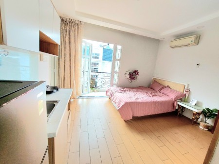 Đập Hộp Căn Hộ Studio Bancon khu Mỹ Toàn, Tân Phong Q7, 50m2