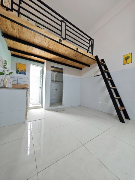 Cho thuê căn hộ có gác cao 1m7 gần Etown Tân bình, gần Aeon, 35m2