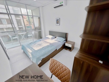 Căn hộ 2PN ban công siêu đẹp đường Phổ Quang, gần BV Tâm Anh, gần sân bay TSN, 45m2