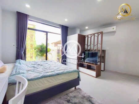 Căn hộ studio nội thất sang trọng Full nội thất, có ban công view đẹp ngay ngã tư Bảy Hiền, 50m2