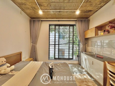 Căn hộ studio Full nội thất cửa sổ trời phong cách tối giản ngay sân bay, 36m2