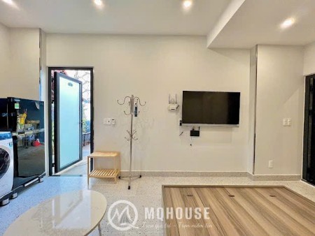 STUDIO BAN CÔNG FULL NỘI THẤT CÓ MÁY GIẶT RIÊNG GẦN SÂN BAY TÂN SƠN NHẤT, QUẬN TÂN BÌNH, 40m2