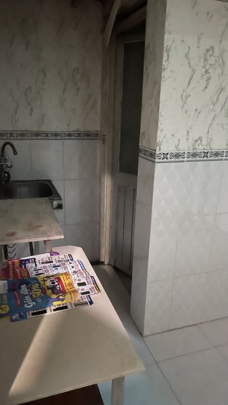 Cho nữ thuê phòng trọ, giá rẻ tại Âu cơ Lạc Long Quân, gần đại học văn hiến, 12m2