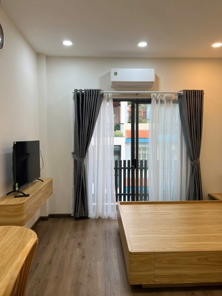 Căn hộ cho thuê 1PN ban công máy giặt riêng đẹp mới yên tĩnh đường Phổ Quang, Tân Bình, 40m2