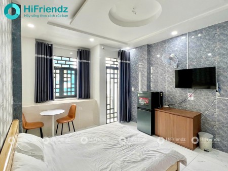 CĂN HỘ DỊCH VỤ BAN CÔNG ngay sát cầu Nguyễn Văn Cừ, 25m2