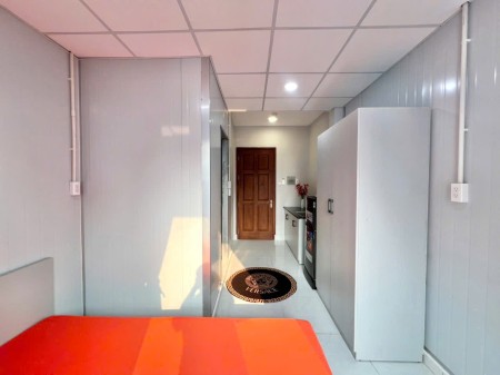 Căn hộ ban công full nội thất thoáng mát ngay P13 Tân Bình, 25m2