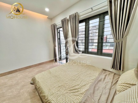 Căn hộ Studio ban công cửa sổ lớn, gần Công Viên Lê Thị Riêng, 40m2