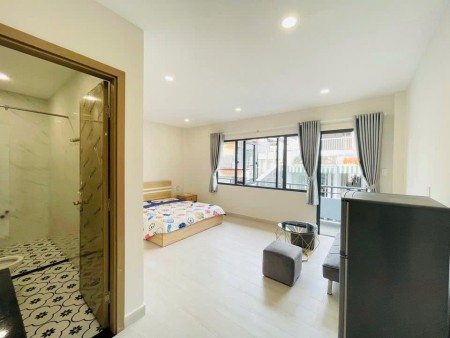 TRỐNG STUDIO BAN CÔNG RỘNG RÃI THOÁNG MÁT NGAT BA THÁNG HAI Q10, 35m2