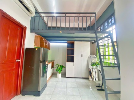 Căn hộ Duplex ban công Full nội thất ngay chợ Hoàng Hoa Thám, 25m2