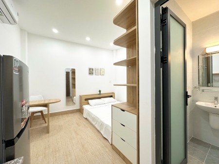 STUDIO 35M2 FULL NỘI THẤT NGAY SÂN BAY TÂN SƠN NHẤT QUẬN TÂN BÌNH, 35m2