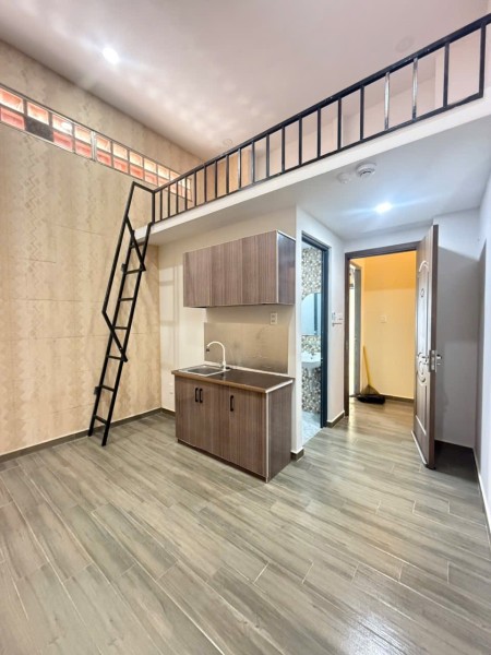 Cho thuê căn hộ Duplex giá cực rẻ tại Lương Nhữ Học quận 5, 40m2