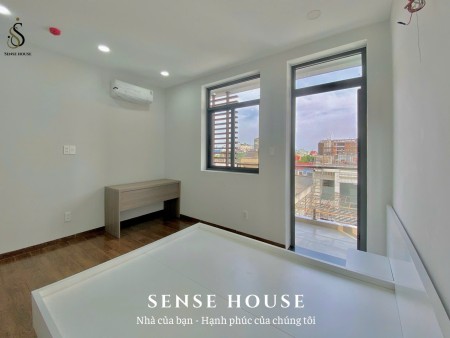 Studio Cử Sổ Ban Công Siêu Thoáng Gần Khu ETown, 35m2