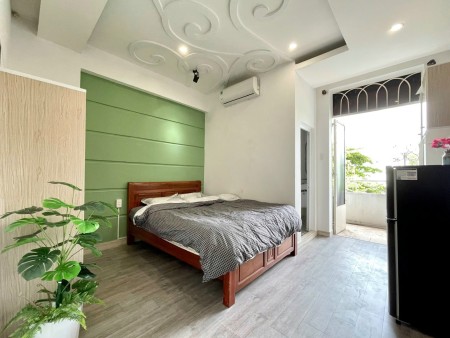 CĂN HỘ CHO THUÊ STUDIO BAN CÔNG RỘNG ĐẸP NGAY TRUNG TÂM QUẬN 10, 35m2