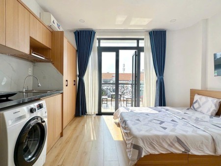 Trống sẵn căn hộ ban công to full nội thất ngay Sân Bay Tân Sơn Nhất ở liền, 30m2