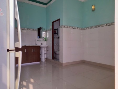 PHÒNG TRỌ FULL TIỆN NGHI – GẦN KHU PHẦN MỀM QUANG TRUNG – GIÁ HỢP LÝ, 27m2
